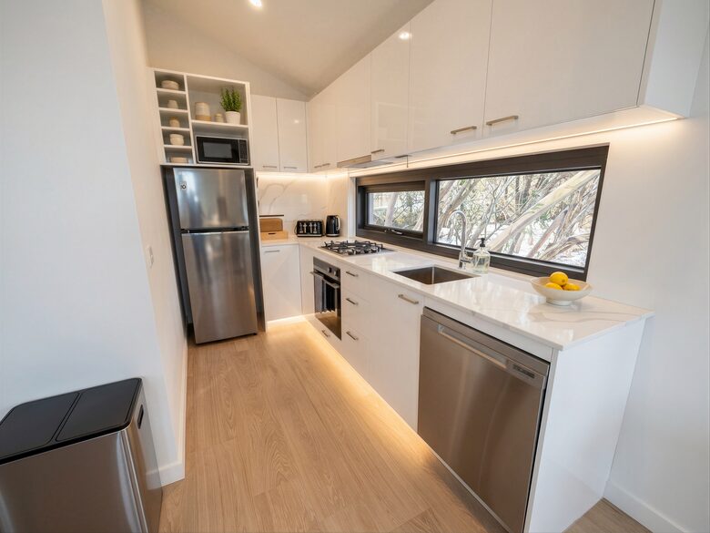 European-Style Chalet in Mount Buller Steps from Main Lift - Mount Buller, Australia