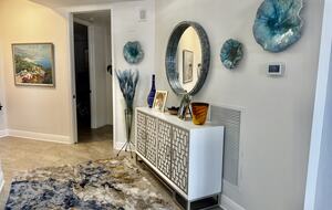 Rare 3 bed, 3 bath condo walkable to the Best Beach in Naples! - Naples, Florida