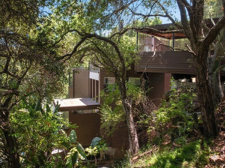 Architectural Canyon Retreat with Panoramic Views - Topanga, California