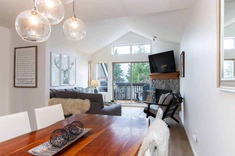 Ski-In/Ski-Out Alpine Retreat in Whistler - Whistler, Canada
