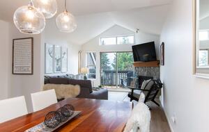 Ski-In/Ski-Out Alpine Retreat in Whistler - Whistler, Canada