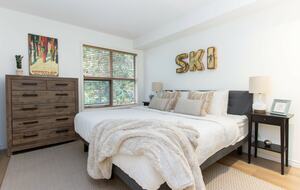 Ski-In/Ski-Out Alpine Retreat in Whistler - Whistler, Canada