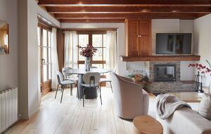 Val de Ruda Alpine Retreat – Ski-in/Ski-out Elegance - Baqueira, Spain