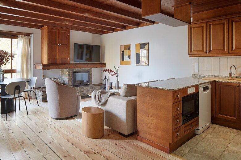 Val de Ruda Alpine Retreat – Elegância com acesso direto às pistas – Baqueira, Espanha
