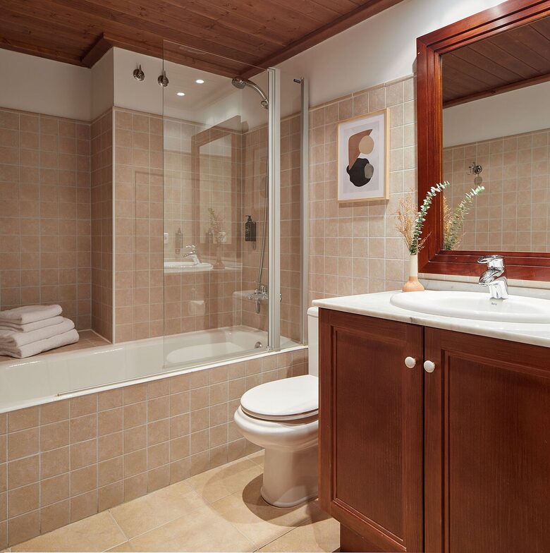 Val de Ruda Alpine Retreat – Elegância com acesso direto às pistas – Baqueira, Espanha