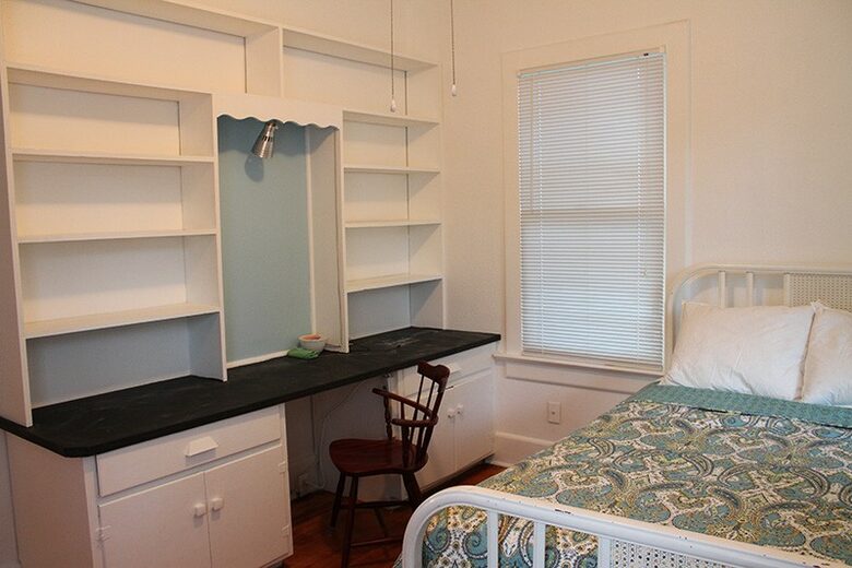 1920s Lake Cottage with Resort Amenities - Yalaha, Florida