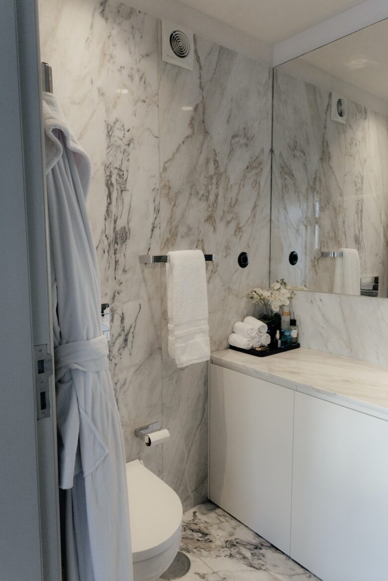 Elegant Porto Residence with Historic Charm - Porto, Portugal