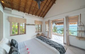 Elevated Island Retreat Overlooking Mt Agung - Nusa Lembongan, Indonesia