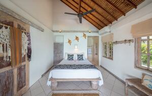 Elevated Island Retreat Overlooking Mt Agung - Nusa Lembongan, Indonesia