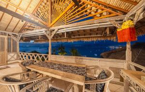 Elevated Island Retreat Overlooking Mt Agung - Nusa Lembongan, Indonesia