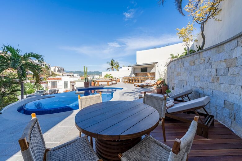 La Pinata | Cabo Perfection - Cabo San Lucas, Mexico