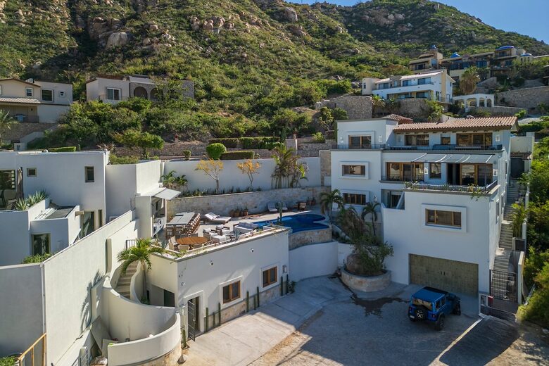 La Pinata | Cabo Perfection - Cabo San Lucas, Mexico