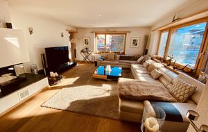 Luxury 3 BR Apartment in Traditional Alpine Ski Chalet - Klosters, Switzerland