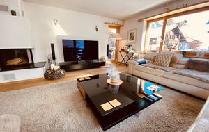 Luxury 3 BR Apartment in Traditional Alpine Ski Chalet - Klosters, Switzerland