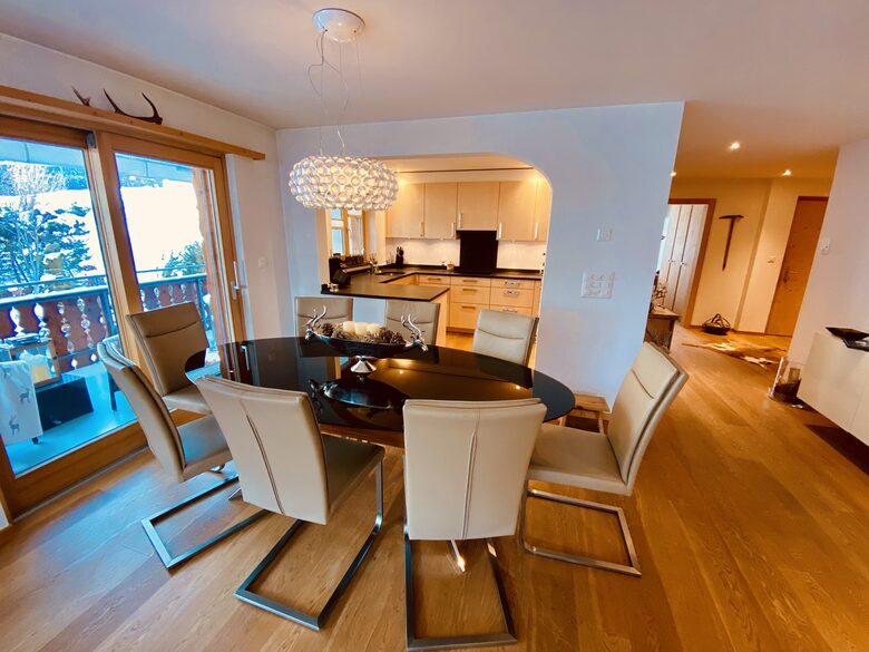 Luxury 3 BR Apartment in Traditional Alpine Ski Chalet - Klosters, Switzerland