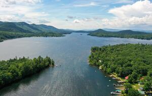 Modern Lakeside Escape Near Middlebury - Salisbury, Vermont