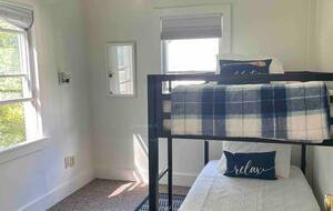Modern Lakeside Escape Near Middlebury - Salisbury, Vermont