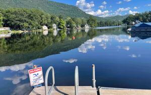 Modern Lakeside Escape Near Middlebury - Salisbury, Vermont