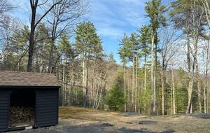 Private Catskills Log Retreat Near Woodstock - Bearsville, New York