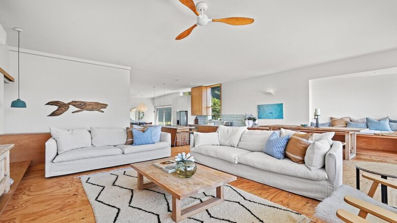 Oceanview Architectural Retreat at MacMasters Beach - Macmasters Beach, Australia