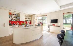 An Exclusive Estate in the Heart of the English Countryside - Shaftesbury, United Kingdom