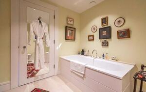 An Exclusive Estate in the Heart of the English Countryside - Shaftesbury, United Kingdom