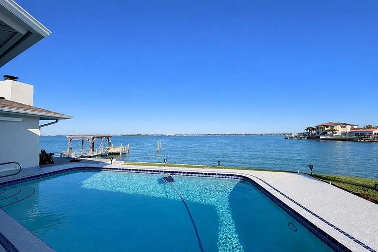 Harborfront Escape Minutes from Clearwater Beach - Clearwater Beach, Florida