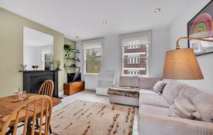 Refined Urban Living Near St. Pancras - London, United Kingdom