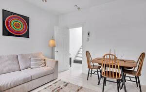 Refined Urban Living Near St. Pancras - London, United Kingdom