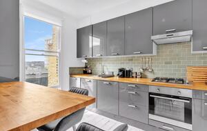 Refined Urban Living Near St. Pancras - London, United Kingdom