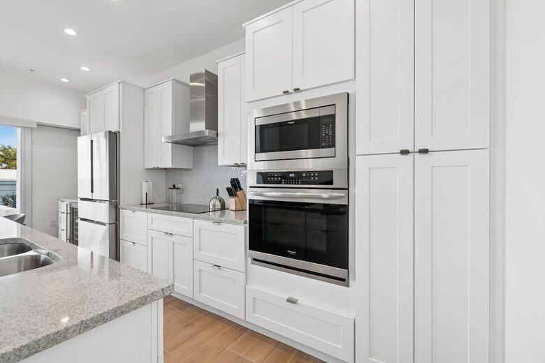 Three-Level Escape with Rooftop & Loft in Sarasota's Rosemary District - Sarasota, Florida
