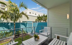 Stylish Sarasota Retreat in Rosemary District - Sarasota, Florida