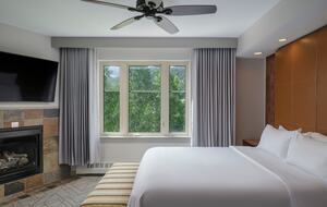 Two-Bedroom Alpine Villa | Sheraton Mountain Vista Villas, Avon / Vail Valley - Avon, Colorado