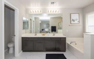 Spacious Scottsdale Escape Near Papago Park - Scottsdale, Arizona