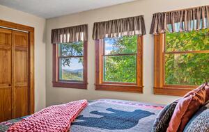 Blue Ridge Cabin with Panoramic Views & Wraparound Decks - Maggie Valley, North Carolina