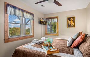 Blue Ridge Cabin with Panoramic Views & Wraparound Decks - Maggie Valley, North Carolina