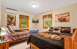 Blue Ridge Cabin with Panoramic Views & Wraparound Decks - Maggie Valley, North Carolina