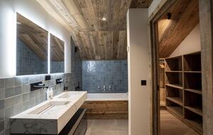 Méribel Penthouse Chalet with Panoramic Views - Les Allues, France