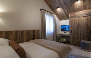 Méribel Penthouse Chalet with Panoramic Views - Les Allues, France