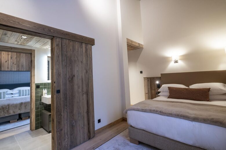 Méribel Penthouse Chalet with Panoramic Views - Les Allues, France