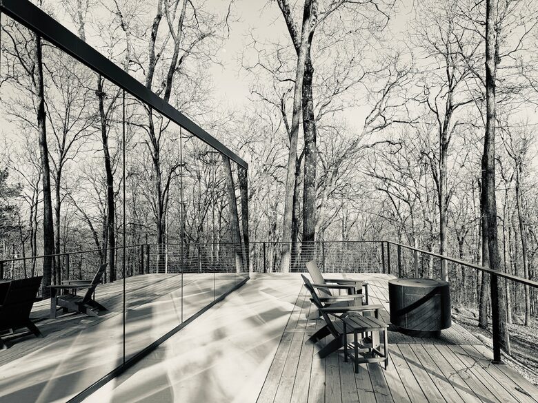 Luxury Lake View Sauna Retreat on the Boston Scenic Loop - Mountainburg, Arkansas