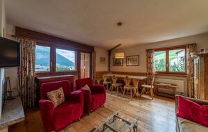 Elegant Ground-Floor Apartment with Shared Spa Access - Madulain, Switzerland