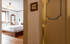 Elegant Ground-Floor Apartment with Shared Spa Access - Madulain, Switzerland