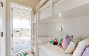 Coastal Luxury in Palmilla Beach Community - Port Aransas, Texas