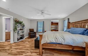 Sherman Country Retreat with Expansive Living - Sherman, Texas