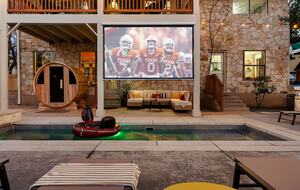 Contemporary Texas Retreat with Resort Backyard - Round Rock, Texas