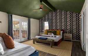 Contemporary Texas Retreat with Resort Backyard - Round Rock, Texas