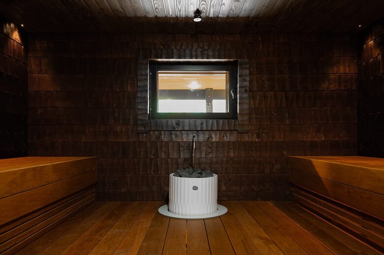 Finland Luxury Chalet - Rukatunturi, Finland