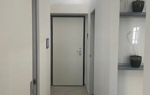 Newly Renovated Two-Bedroom Near Historic Shores - Terracina, Italy