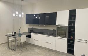 Newly Renovated Two-Bedroom Near Historic Shores - Terracina, Italy